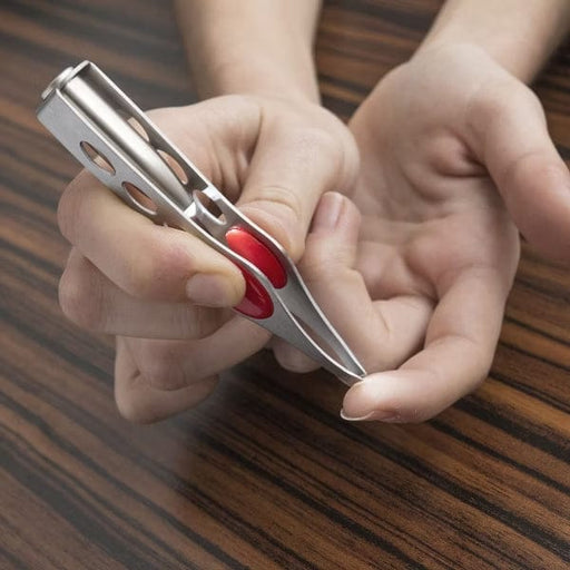 Kropsbutikken Tweezer med lampe
